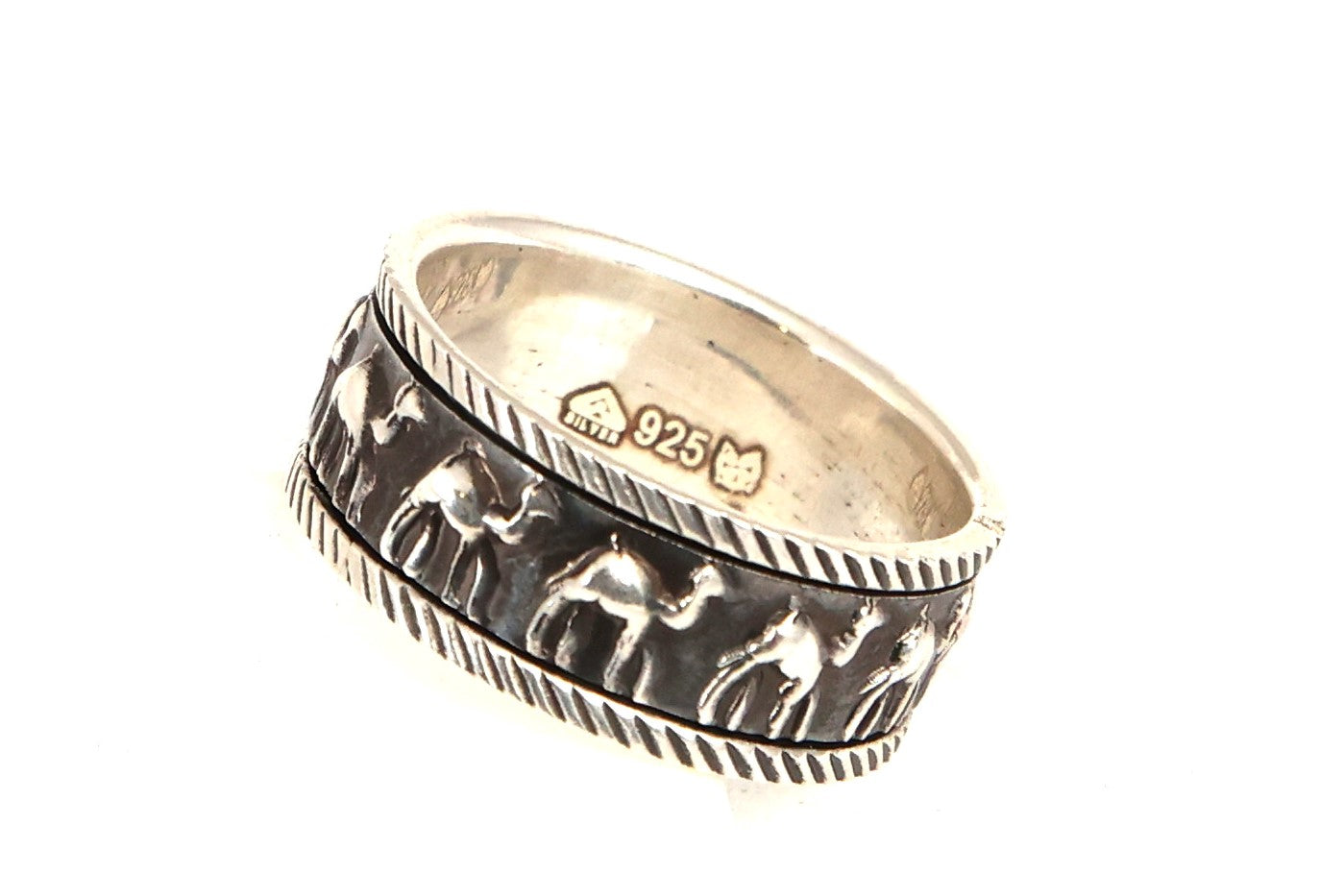 The History of Silver Rings: From Ancient Times to Modern Fashion