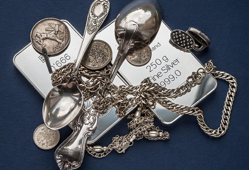 The Ultimate Guide to Cleaning and Maintaining Silver Jewellery