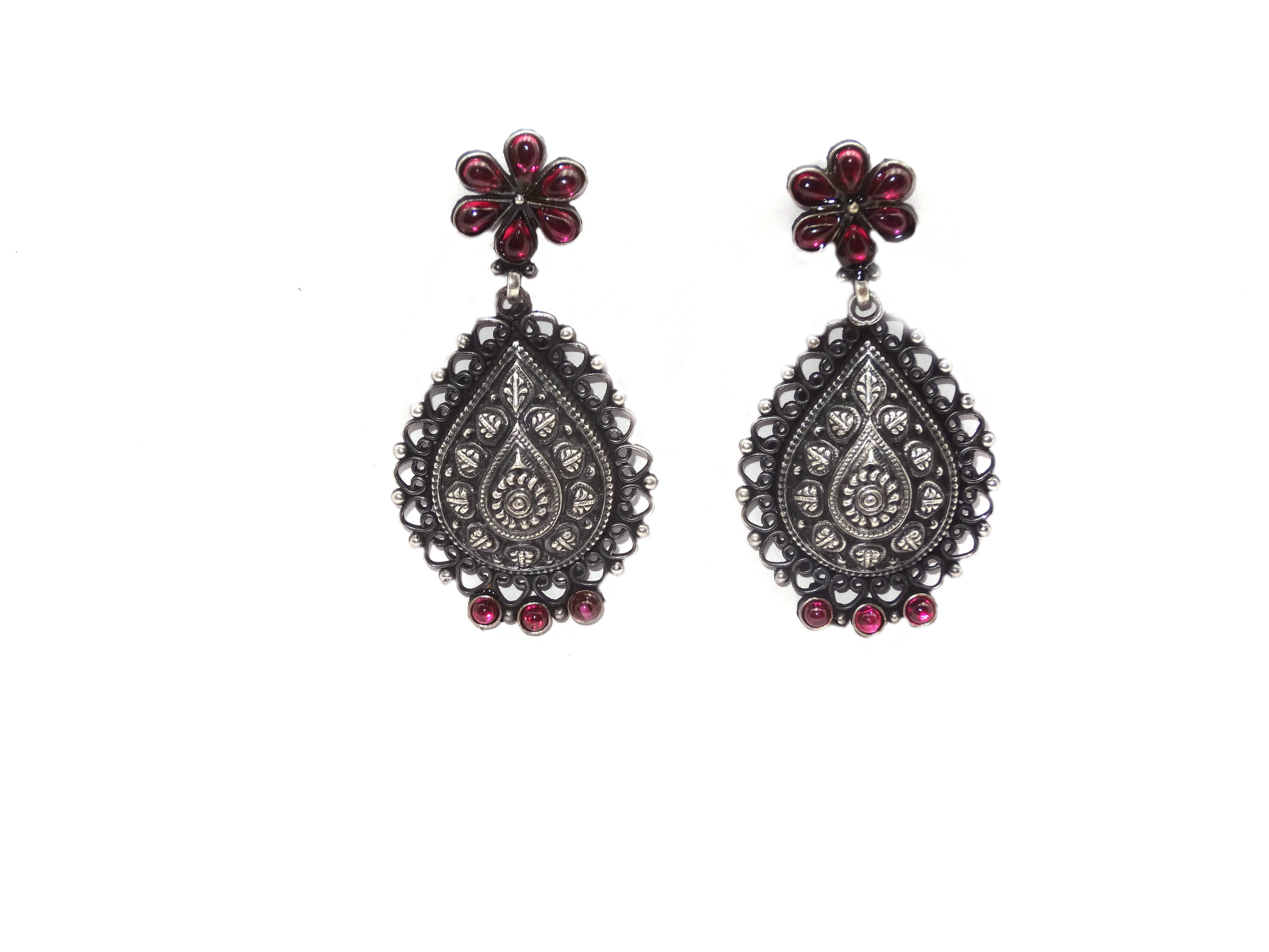 Where to Buy Authentic Sterling Silver Rings That Won't Break the Bank