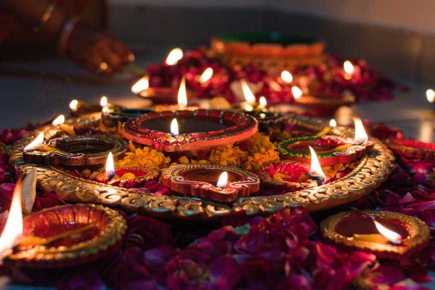 From Tradition to Trend: The Rising Popularity of Diwali and Dhanteras Coins in Modern Celebrations