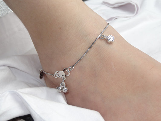 silver anklet wearing view