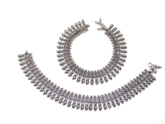 silver anklet top view