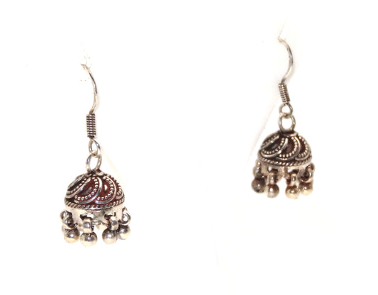 silver earrings 925 earrings cage earrings pearl earrings ruby earring mercasite earring exclusive earrings limited collection earring giva earrings tanishq earrings gold earrings gauri925