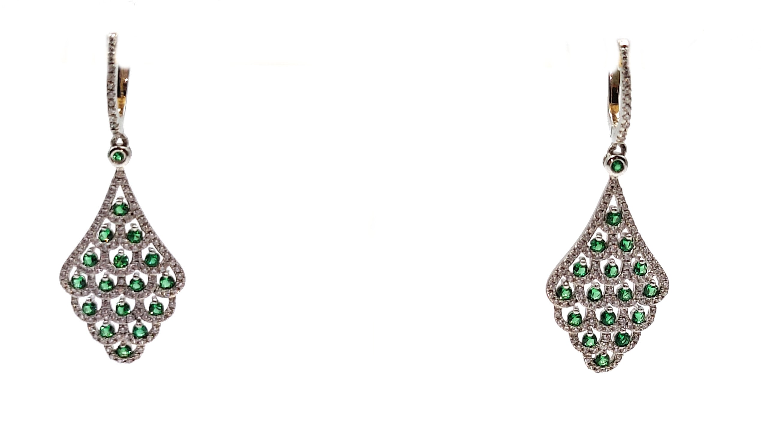 silver earrings 925 earrings cage earrings pearl earrings ruby earring mercasite earring exclusive earrings limited collection earring giva earrings tanishq earrings gold earrings gauri925