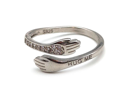 silver hug me ring 