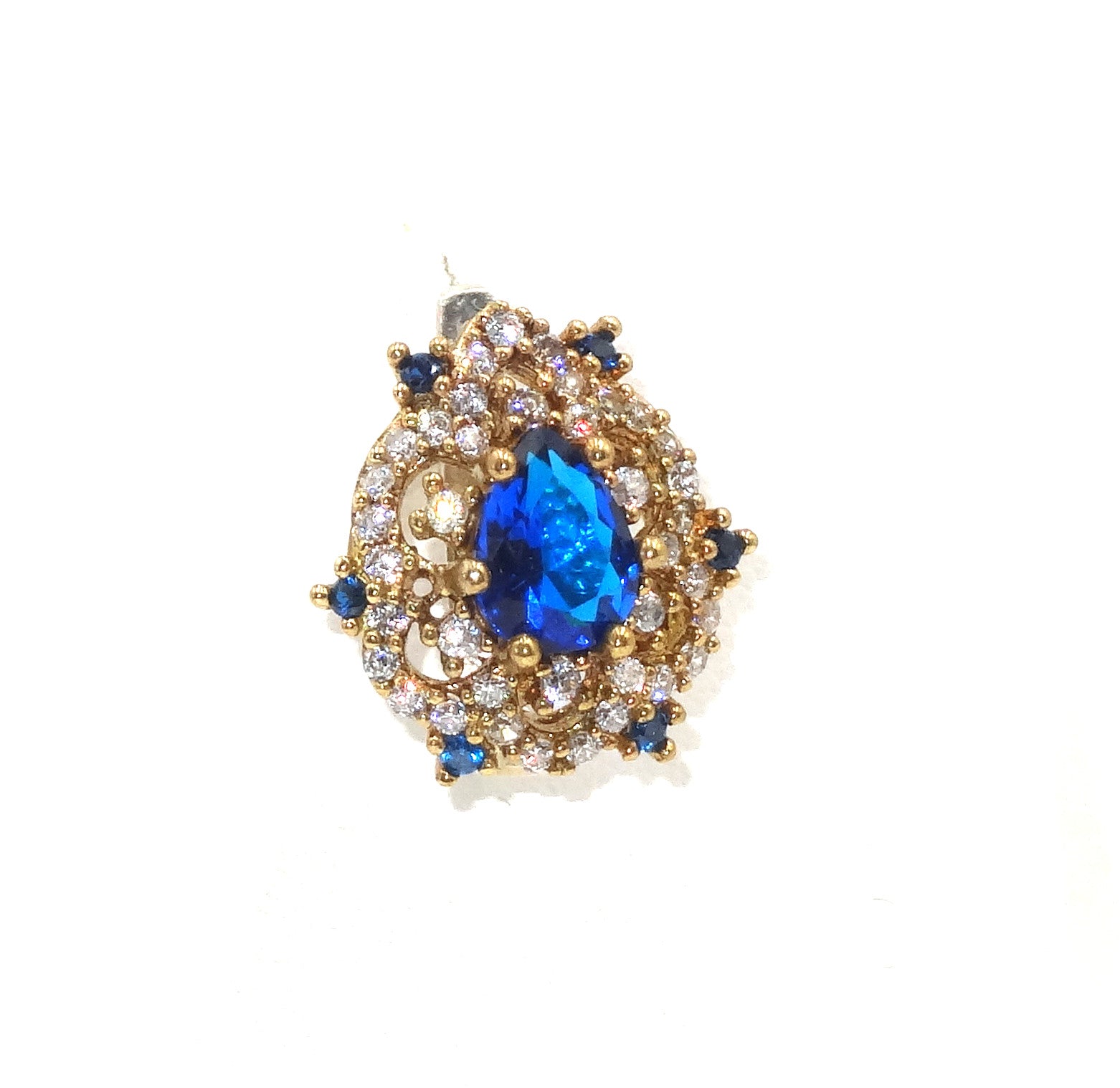 pendant set with earrings