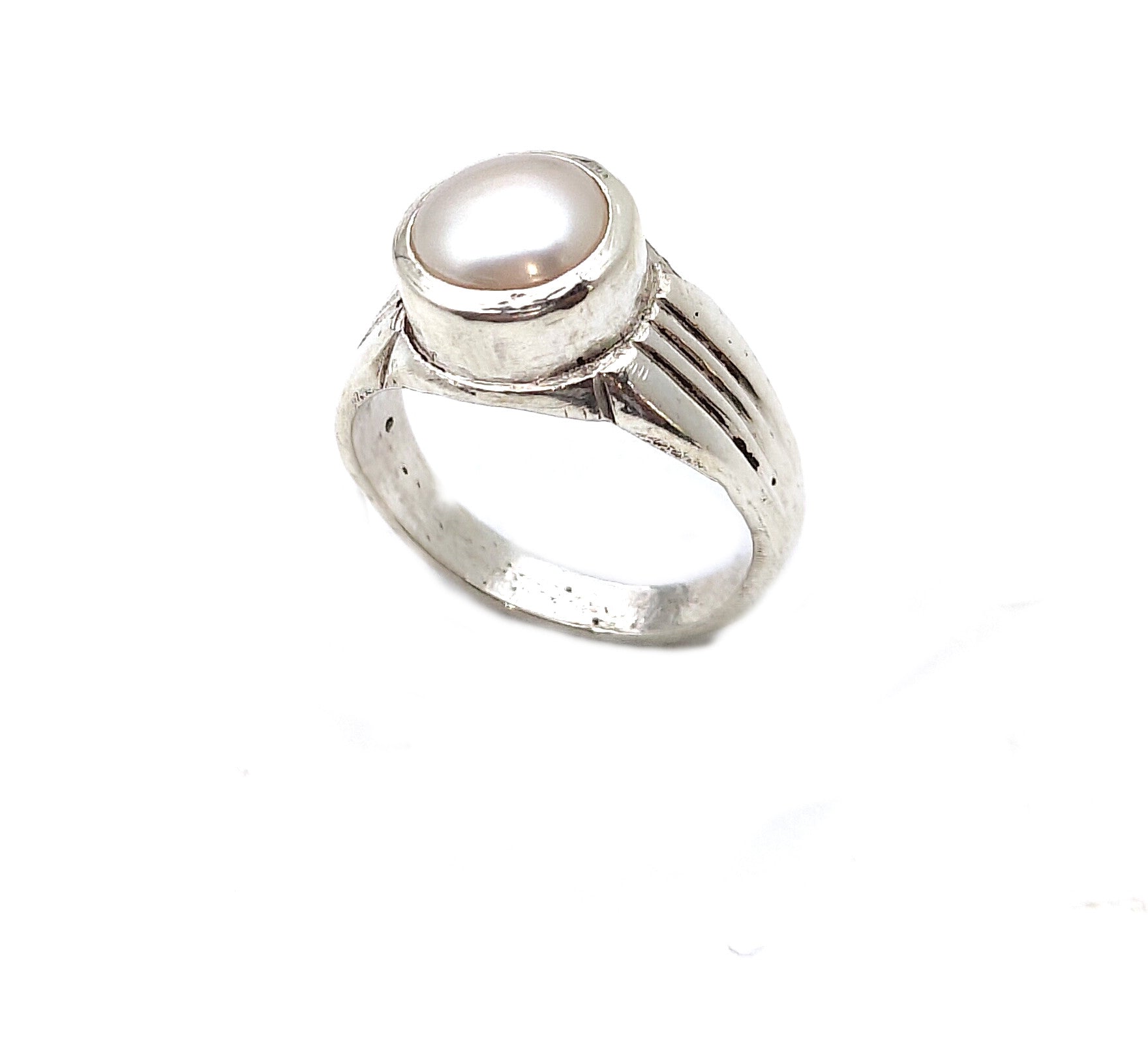 Moti R Natural White Pearl Ring in 925 Sterling Silver - Lab Certified Moti R