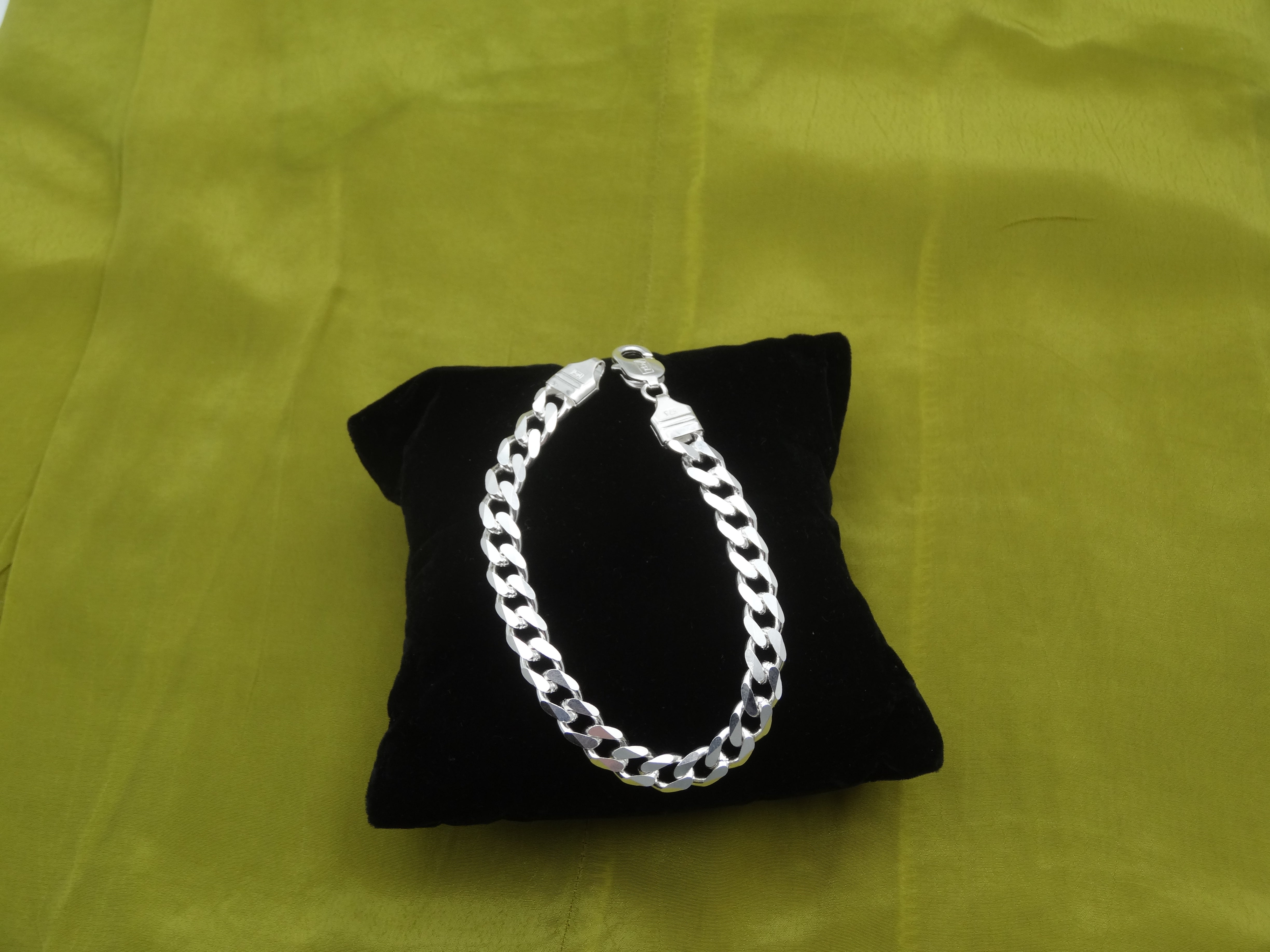 silver rakhi bracelet